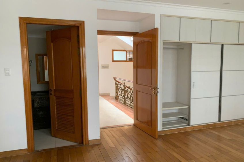 Bán Biệt Thự Saigon Pearl Giá 93 Tỷ – Vị Trí Ven Sông Sài Gòn Đẳng Cấp