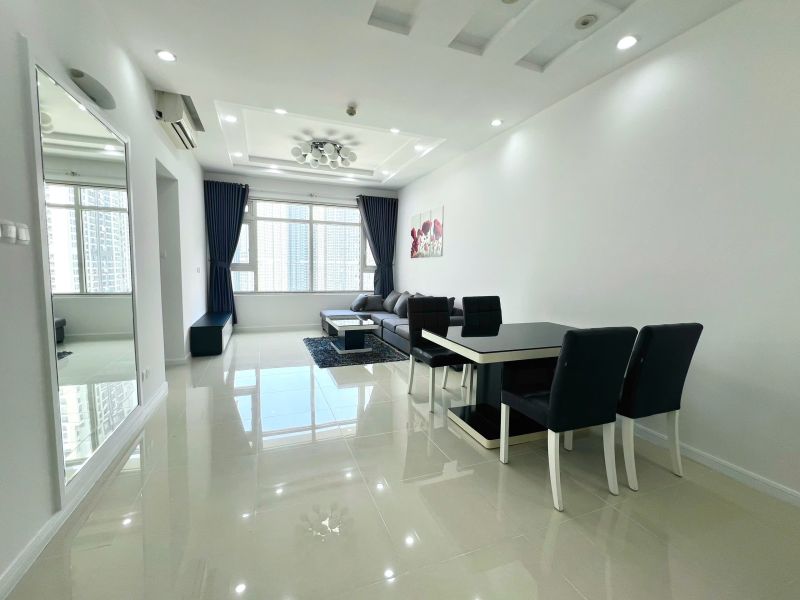 Cho Thuê Căn Hộ 2 Phòng Ngủ Saigon Pearl, Tầng Cao View Sông- Đức Sáng 090 1313 450