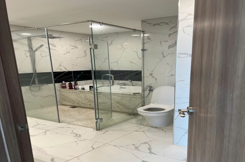 Bán căn hộ Sunwah Pearl 3PN 125m2, view sông Sài Gòn, giá 19.8 tỷ – Tiềm năng đầu tư Sunwah Pearl